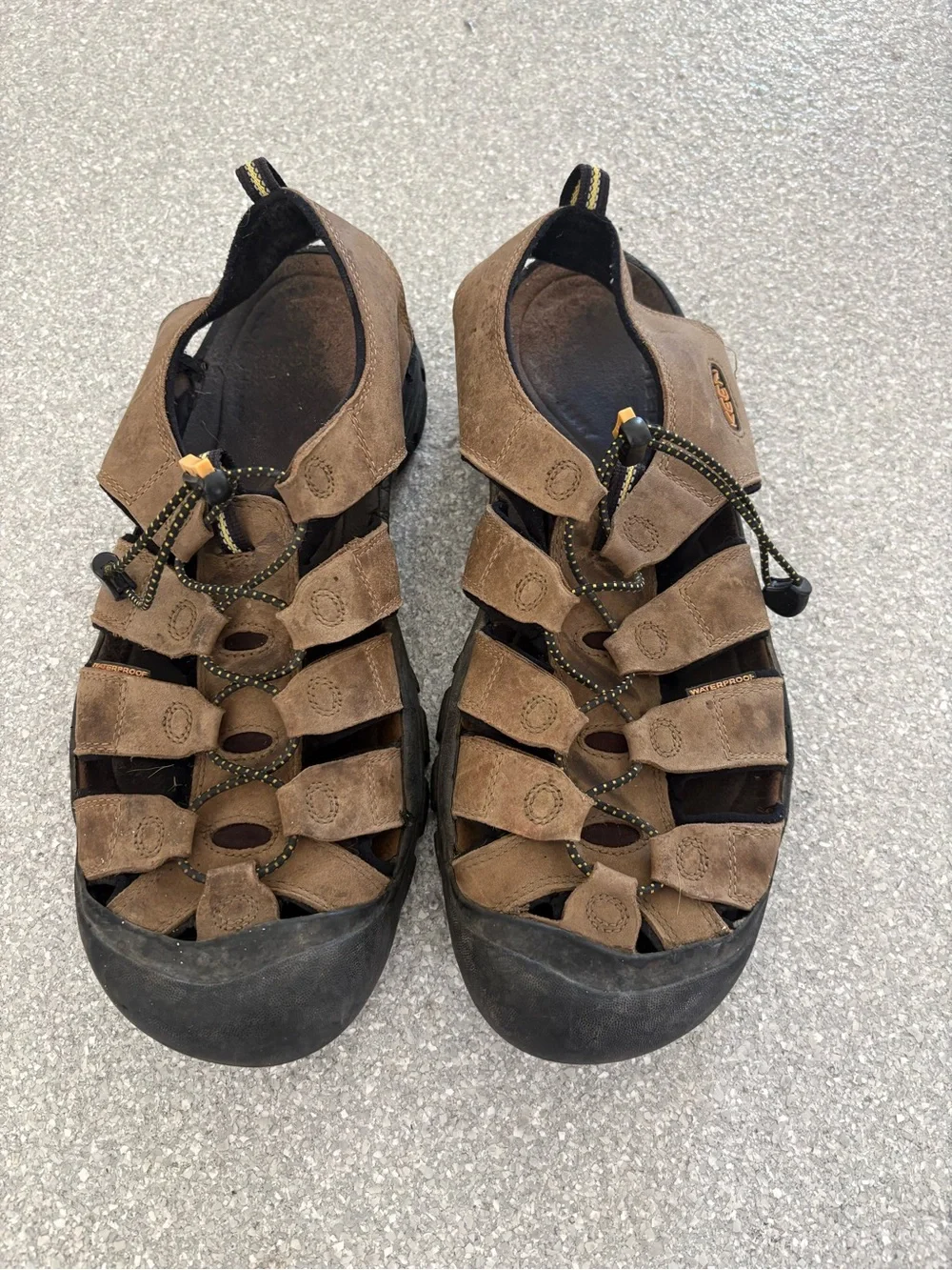 KEEN Men's Newport Leather Sandals men’s size 11